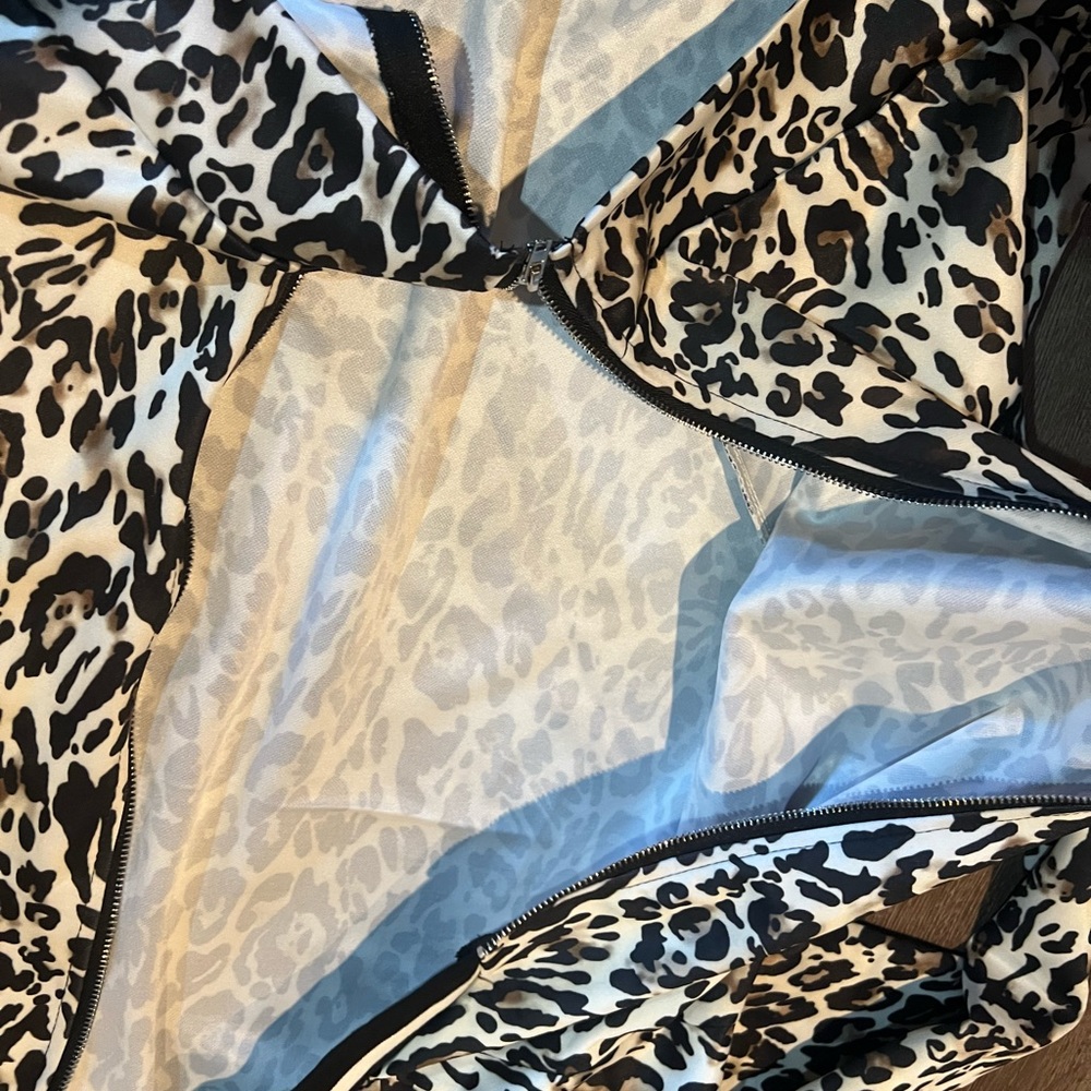 Ecowish Leopard Bomber Jacket - Picture 2 of 5